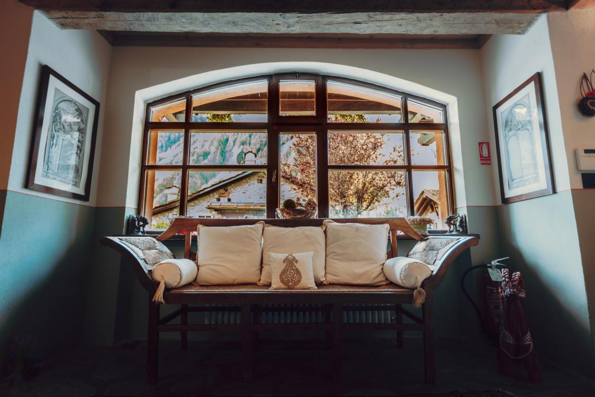 Locanda La Brenva - Estella Hotel Collection & Experience Courmayeur Bagian luar foto